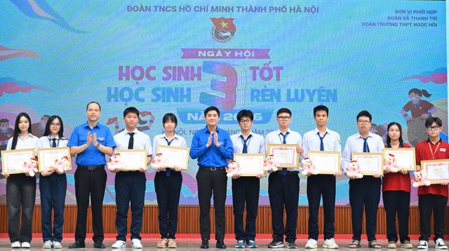 Tuy&ecirc;n dương Học sinh ti&ecirc;u biểu tại Ng&agrave;y hội Học sinh 3 r&egrave;n luyện năm 2026 - Ảnh 1.