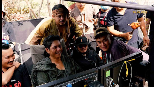 Khi đạo diễn điện ảnh ‘3 trong 1’- Ảnh 1. Khi đạo diễn điện ảnh ‘3 trong 1’- Ảnh 1.