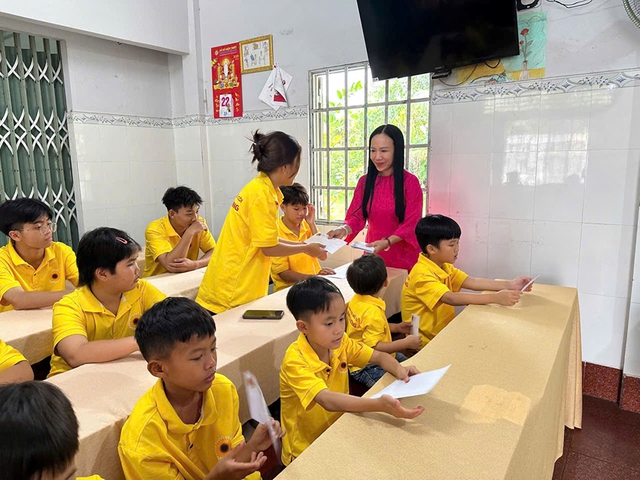 Nơi nuôi dưỡng gần 100 trẻ em kém may mắn- Ảnh 2. Nơi nuôi dưỡng gần 100 trẻ em kém may mắn- Ảnh 2.