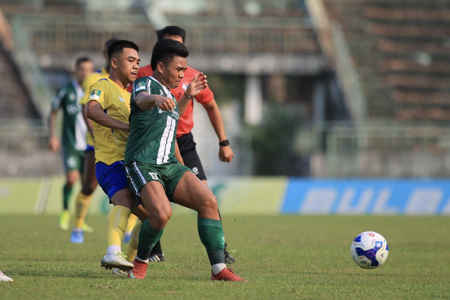 Trường Tươi Đồng Nai bất ngờ bị Đồng Tháp chia điểm: Tốp 1 vẫn vững như bàn thạch- Ảnh 2. Trường Tươi Đồng Nai bất ngờ bị Đồng Tháp chia điểm: Tốp 1 vẫn vững như bàn thạch- Ảnh 2.