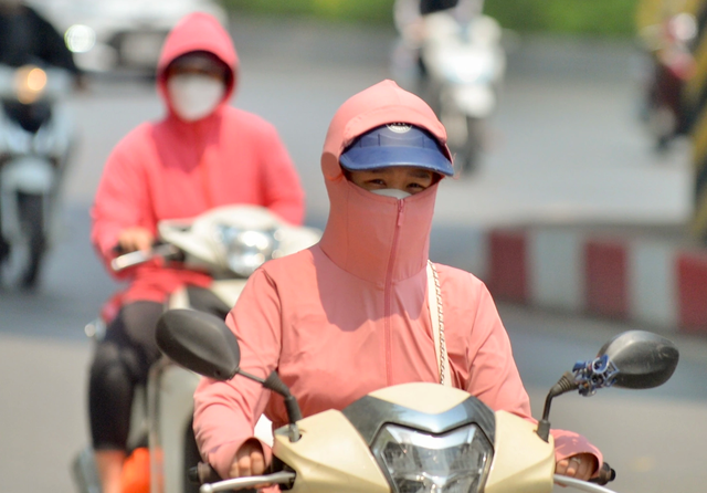 Dự báo thời tiết 10 tỉnh có nhiều ngày nắng nóng gay gắt tháng 4 - 5- Ảnh 1. Dự báo thời tiết 10 tỉnh có nhiều ngày nắng nóng gay gắt tháng 4 - 5- Ảnh 1.