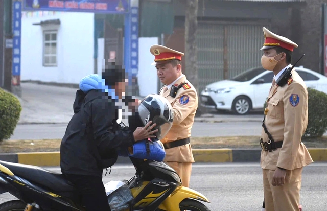 Đề xuất CSGT được xử phạt đến 7,5 triệu đồng, gấp 15 lần hiện h&agrave;nh- Ảnh 1.