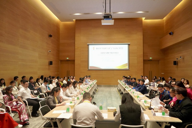 Những 'sứ giả văn hóa' trẻ bắc cầu nối hữu nghị Việt - Trung- Ảnh 1. Những 'sứ giả văn hóa' trẻ bắc cầu nối hữu nghị Việt - Trung- Ảnh 1.