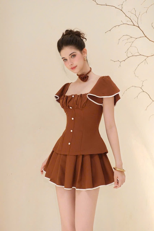 Nâng tầm thần thái với set áo váy tone sur tone sành điệu- Ảnh 8.