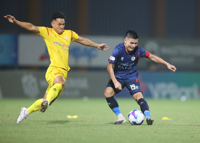 Bảng xếp hạng V-League mới nhất: CLB CAHN &lsquo;đỉnh cao mu&ocirc;n trượng&rsquo;, đ&aacute;y bảng biến động cực mạnh- Ảnh 1.