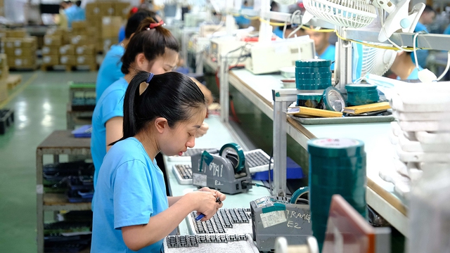 'C&aacute;ch mạng' thủ tục, dư địa cho tăng trưởng kinh tế- Ảnh 2.