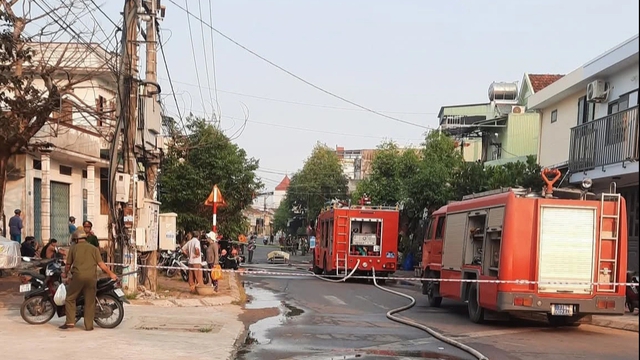 Ch&aacute;y nh&agrave; l&uacute;c rạng s&aacute;ng, cụ &ocirc;ng 90 tuổi tử vong- Ảnh 1.