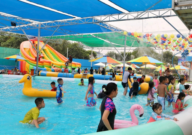 Kinh doanh gì mùa nắng nóng để kiếm tiền hiệu quả trong 2026 - Ảnh 1. Kinh doanh gì mùa nắng nóng để kiếm tiền hiệu quả trong 2026 - Ảnh 1.