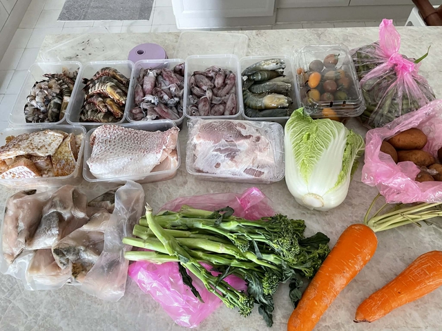 Trend mới: Thu&ecirc; người nấu ăn tại nh&agrave;, khỏi nghĩ 'h&ocirc;m nay ăn g&igrave;' - Ảnh 1.