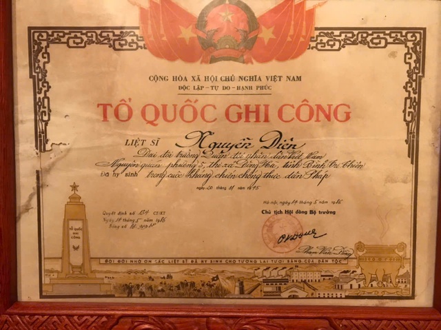 VĐV 76 tuổi đạp xe 'Chung tay kiến tạo hòa bình' tri ân người ông liệt sĩ- Ảnh 2. VĐV 76 tuổi đạp xe 'Chung tay kiến tạo hòa bình' tri ân người ông liệt sĩ- Ảnh 2.