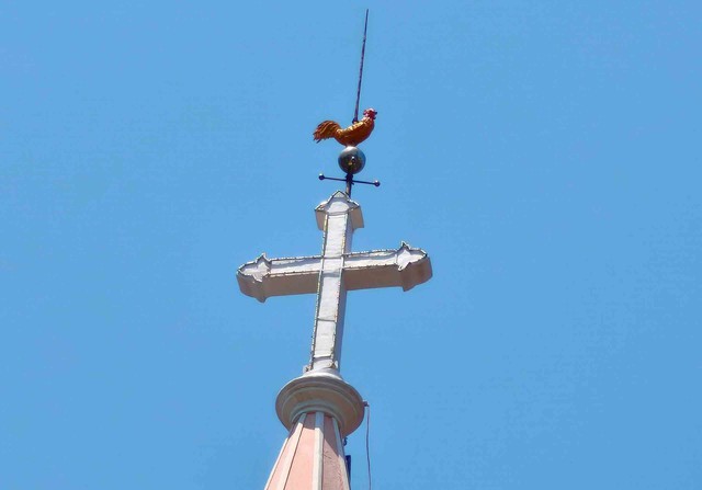 Nhà thờ Con Gà - biểu tượng hồng giữa lòng Đà Nẵng- Ảnh 1. Nhà thờ Con Gà - biểu tượng hồng giữa lòng Đà Nẵng- Ảnh 1.