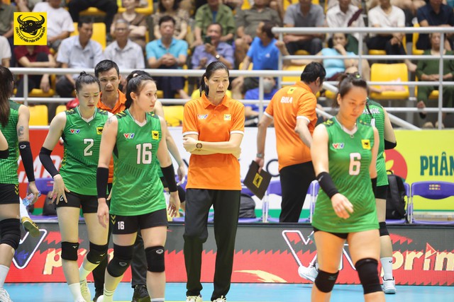 Nóng bỏng bảng xếp hạng giải bóng chuyền vô địch quốc gia hôm nay: Nhiều bất ngờ- Ảnh 1. Nóng bỏng bảng xếp hạng giải bóng chuyền vô địch quốc gia hôm nay: Nhiều bất ngờ- Ảnh 1.