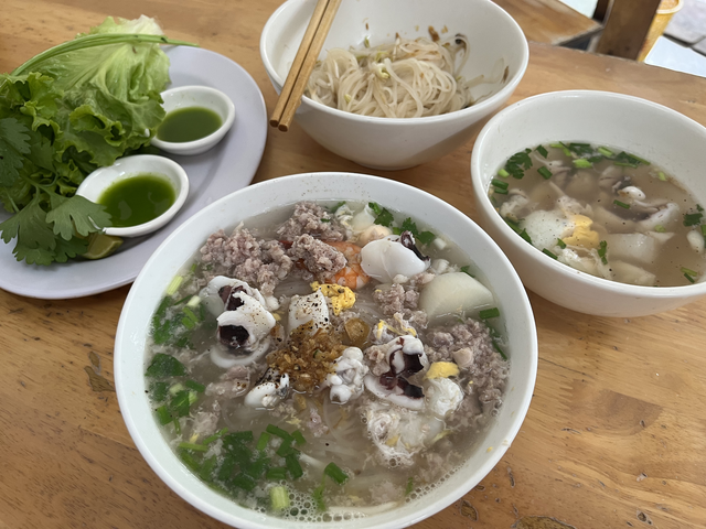 Bữa ăn của người trẻ: Chi 50.000 đồng ăn sáng rồi nhịn luôn bữa trưa, vì sao? - Ảnh 2. Bữa ăn của người trẻ: Chi 50.000 đồng ăn sáng rồi nhịn luôn bữa trưa, vì sao? - Ảnh 2.