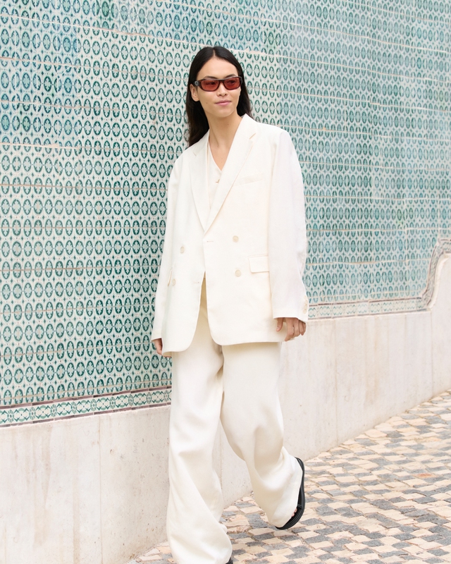 Gợi ý trang phục công sở linen vừa mát vừa sang trong ngày nắng nóng - Ảnh 5.