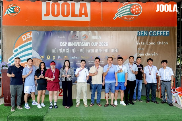 Thi đấu pickleball để giúp đỡ học sinh khó khăn, niềm vui lan tỏa ở Hàng Gòn - Ảnh 5.