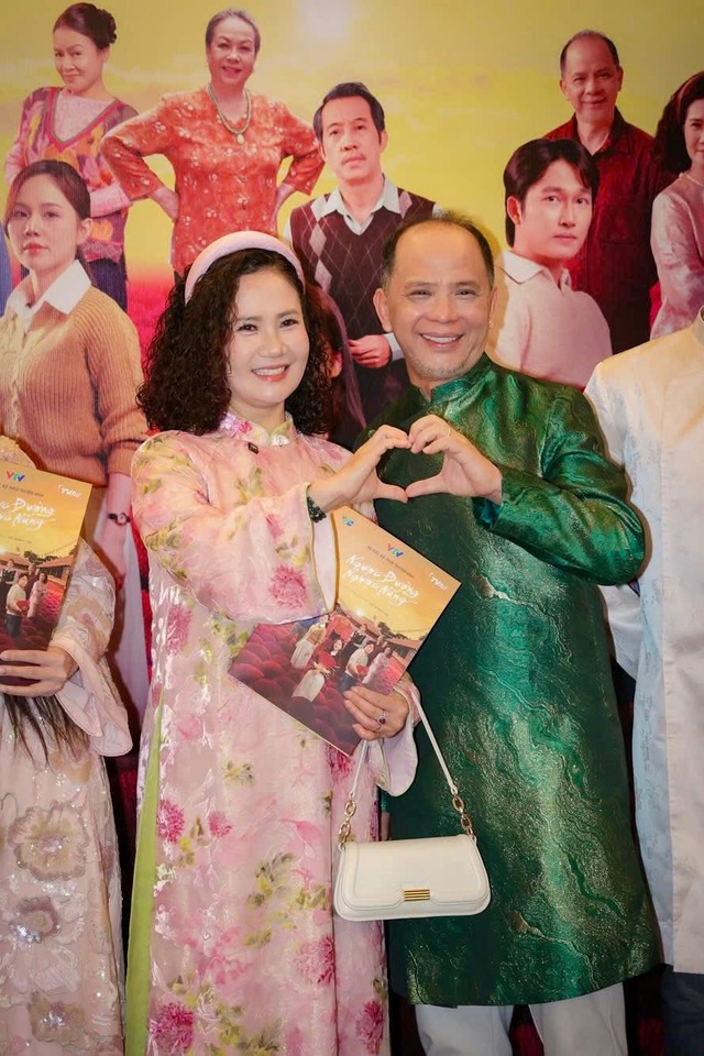 Nữ NSƯT tiết lộ h&agrave;nh tr&igrave;nh 30 năm h&ocirc;n nh&acirc;n đi qua đổ vỡ- Ảnh 2.