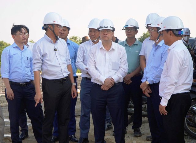 T&acirc;n Chủ tịch UBND th&agrave;nh phố Đ&agrave; Nẵng: 'N&oacute;i l&agrave; l&agrave;m, l&agrave;m ngay, l&agrave;m đ&uacute;ng, l&agrave;m quyết liệt...'- Ảnh 2.