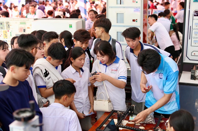 Chọn môn thi tốt nghiệp THPT 2026 dựa vào tiêu chí nào? - Ảnh 1.