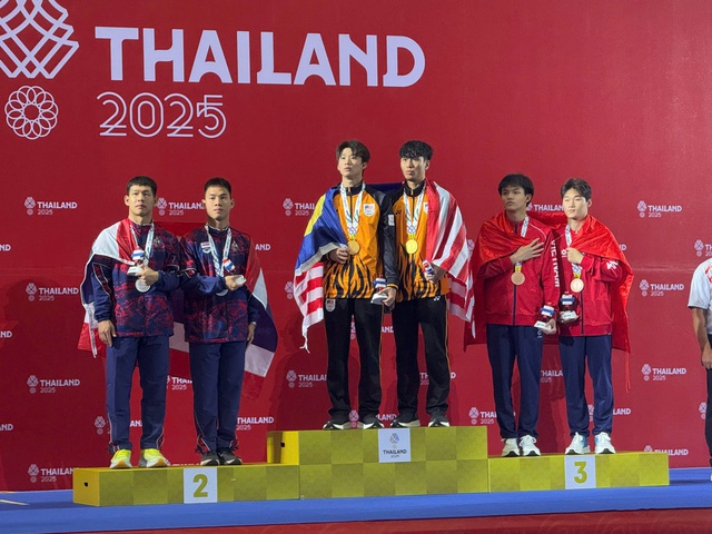 Chuyện về hot boy nhảy cầu 18 tuổi khi gi&agrave;nh huy chương đồng SEA Games - Ảnh 3.