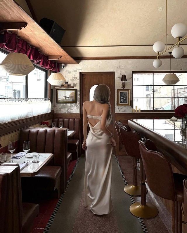 Gây thương nhớ ngày hè với đầm hở lưng- Ảnh 3.