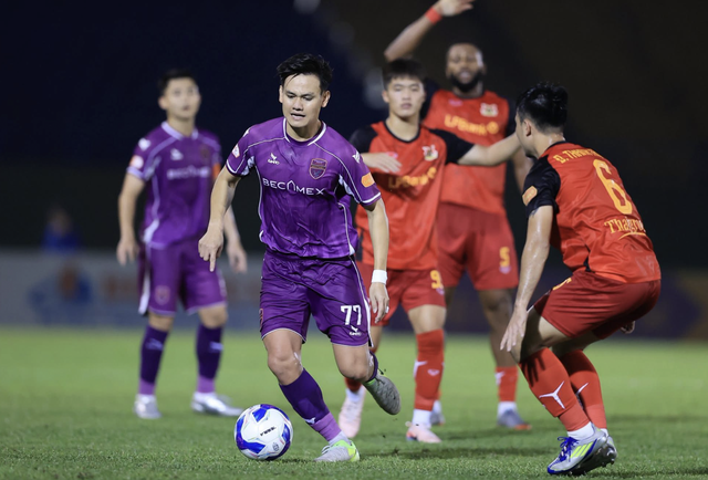 Nhân tố cực hay đang chờ ngày tái xuất đội tuyển Việt Nam, là ai?- Ảnh 3. Nhân tố cực hay đang chờ ngày tái xuất đội tuyển Việt Nam, là ai?- Ảnh 3.