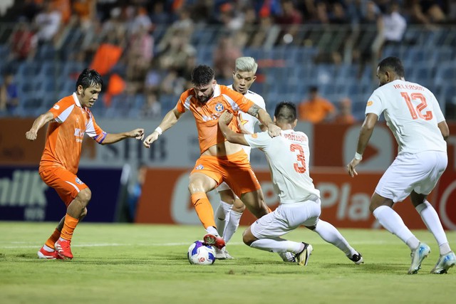 CLB Đ&agrave; Nẵng thay đổi thượng tầng tr&aacute;nh rớt hạng, HLV Trần Minh Chiến sẽ thay L&ecirc; Đức Tuấn?- Ảnh 3.