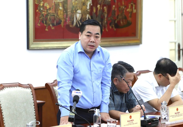 Bộ VH-TT-DL siết chặt vấn nạn 'h&aacute;t nh&eacute;p'- Ảnh 2.