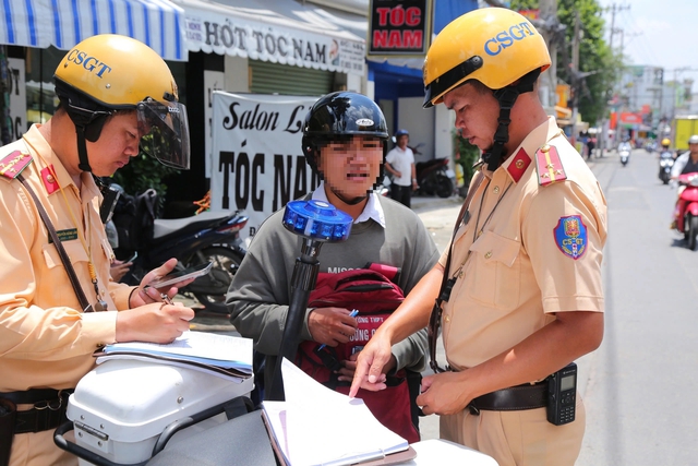 Hơn 4.100 học sinh, sinh vi&ecirc;n bị CSGT TP.HCM phạt trong qu&yacute; 1/2026: Lỗi n&agrave;o nhiều nhất?- Ảnh 2.