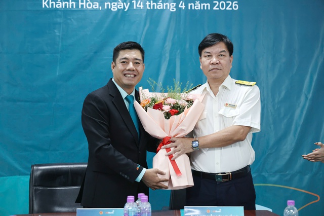 Cục Thuế và ABBANK cụm Khánh Hòa hỗ trợ hộ kinh doanh kê khai thuế điện tử - Ảnh 1.