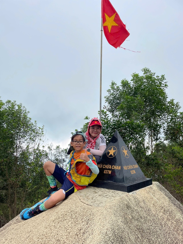 Những thước phim triệu view ghi vẻ đẹp miền T&acirc;y từ tr&ecirc;n cao - Ảnh 4.