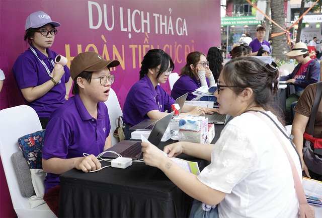 Nghỉ d&agrave;i, tour ngắn l&ecirc;n ng&ocirc;i- Ảnh 1.