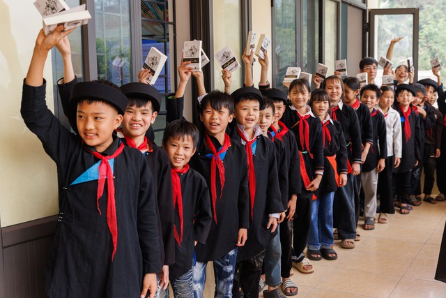 Hành trình Từ Trái Tim gieo tri thức, thắp khát vọng lập nghiệp đổi đời - Ảnh 1.