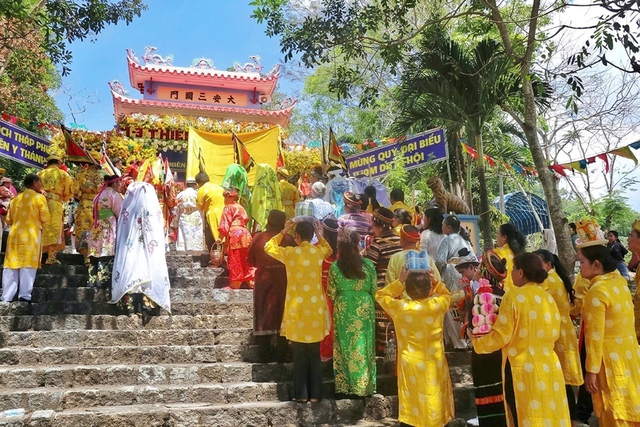  Khám phá di sản thờ Mẫu của xứ trầm hương - Ảnh 2.