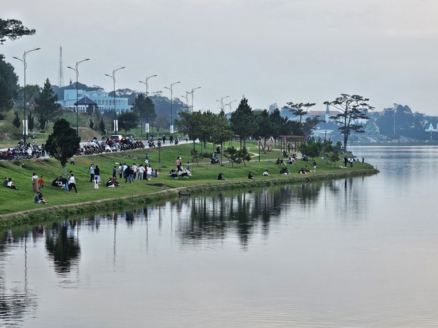 Cảnh gi&aacute;c bẫy &ldquo;sở hữu kỳ nghỉ&rdquo; khi m&ugrave;a du lịch đến gần  - Ảnh 2.