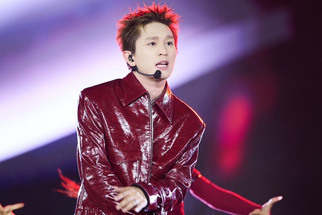 B Ray xin lỗi vì rap phản cảm, dung tục: Dư luận tiếp tục phẫn nộ- Ảnh 3. B Ray xin lỗi vì rap phản cảm, dung tục: Dư luận tiếp tục phẫn nộ- Ảnh 3.