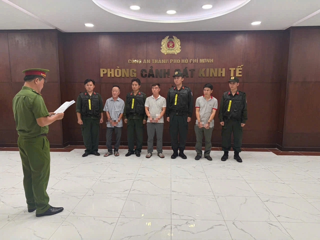 Triệt ph&aacute; đường d&acirc;y sản xuất thuốc giả, thu giữ số lượng lớn tang vật - Ảnh 1.