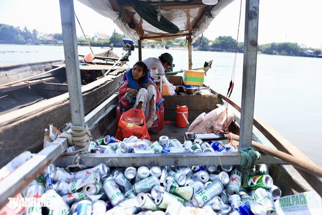 TP.HCM nh&igrave;n từ s&ocirc;ng S&agrave;i G&ograve;n: Tiếng cười của đứa con kh&ocirc;ng bao giờ n&oacute;i- Ảnh 5.