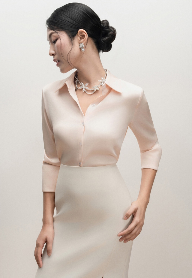 Tủ đồ của nàng công sở không thể thiếu áo sơ mi lụa trắng - Ảnh 3.