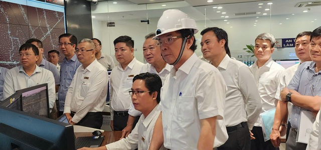 EVNHCMC Giữ mạch sáng cho đầu tàu kinh tế - Ảnh 3.