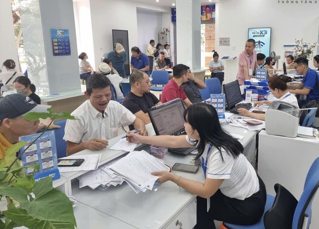 Chưa x&aacute;c thực thu&ecirc; bao di động, bao l&acirc;u th&igrave; bị kh&oacute;a dịch vụ?

- Ảnh 1.