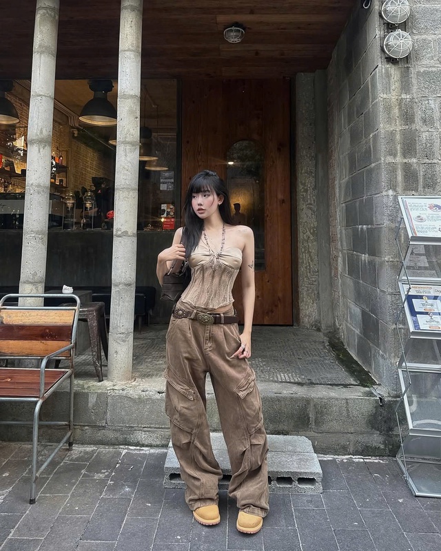 Muốn tôn dáng gợi cảm, đừng bỏ qua áo cúp ngực- Ảnh 4.