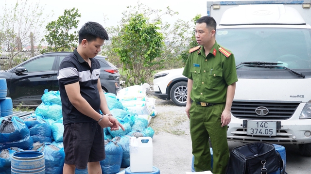 Gi&aacute; đỗ d&ugrave;ng chất cấm bị phanh phui  - Ảnh 1.