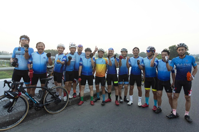 Ng&agrave;y hội đạp xe V&igrave; h&ograve;a b&igrave;nh m&ugrave;a 2: VĐV tăng gấp đ&ocirc;i, 'n&oacute;ng' trước giờ G- Ảnh 5.