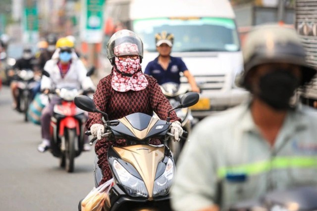 Nắng n&oacute;ng gay gắt: Đ&acirc;y l&agrave; những c&aacute;ch gi&uacute;p bảo vệ da hiệu quả&hellip;  - Ảnh 1.