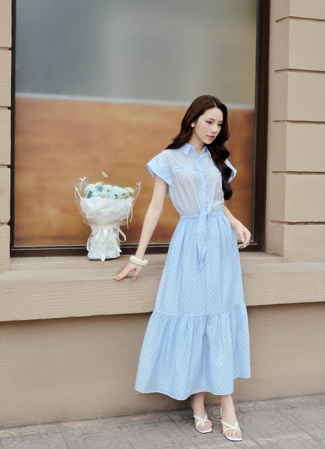 Váy họa tiết đẹp cho mùa hè 2026: Thời trang Rạng rỡ dưới nắng - Ảnh 4.