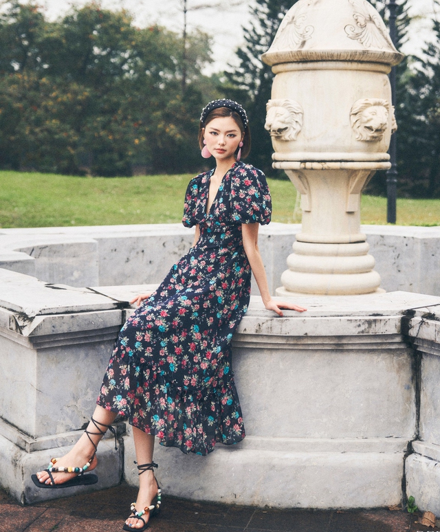 Váy dài đi biển giúp nàng nổi bật và thu hút hơn- Ảnh 7.