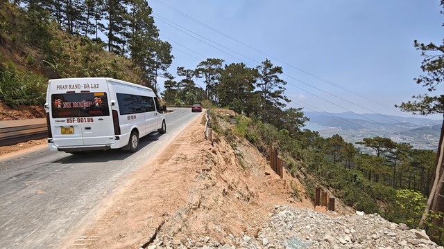 Đ&egrave;o D'Ran nối Đ&agrave; Lạt - Phan Rang: V&igrave; sao ngổn ngang sau sạt lở 6 th&aacute;ng? - Ảnh 6.