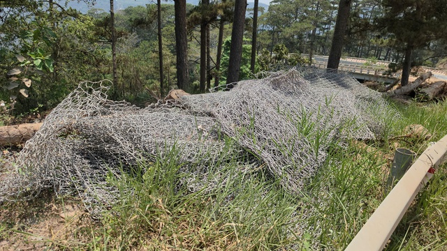 Đ&egrave;o D'Ran nối Đ&agrave; Lạt - Phan Rang: V&igrave; sao ngổn ngang sau sạt lở 6 th&aacute;ng? - Ảnh 3.