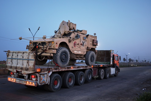 Lực lượng Mỹ r&uacute;t khỏi căn cứ ch&iacute;nh ở Syria - Ảnh 1.