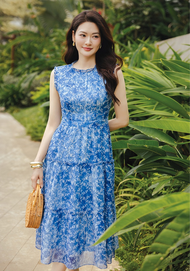 Váy họa tiết đẹp cho mùa hè 2026: Thời trang Rạng rỡ dưới nắng - Ảnh 1.